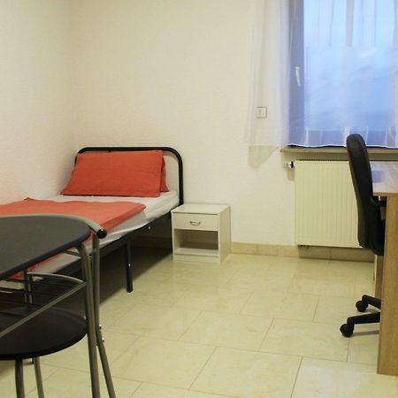 Spacious Apartment In Industrial Area Ludwigsburg Exterior photo